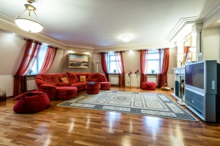 видовая 2-комнатная квартира в аренду в историческом центре С-Петербург