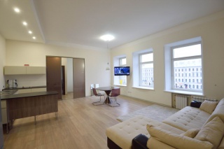 luxury property for rent in the very center Saint-Petersburg